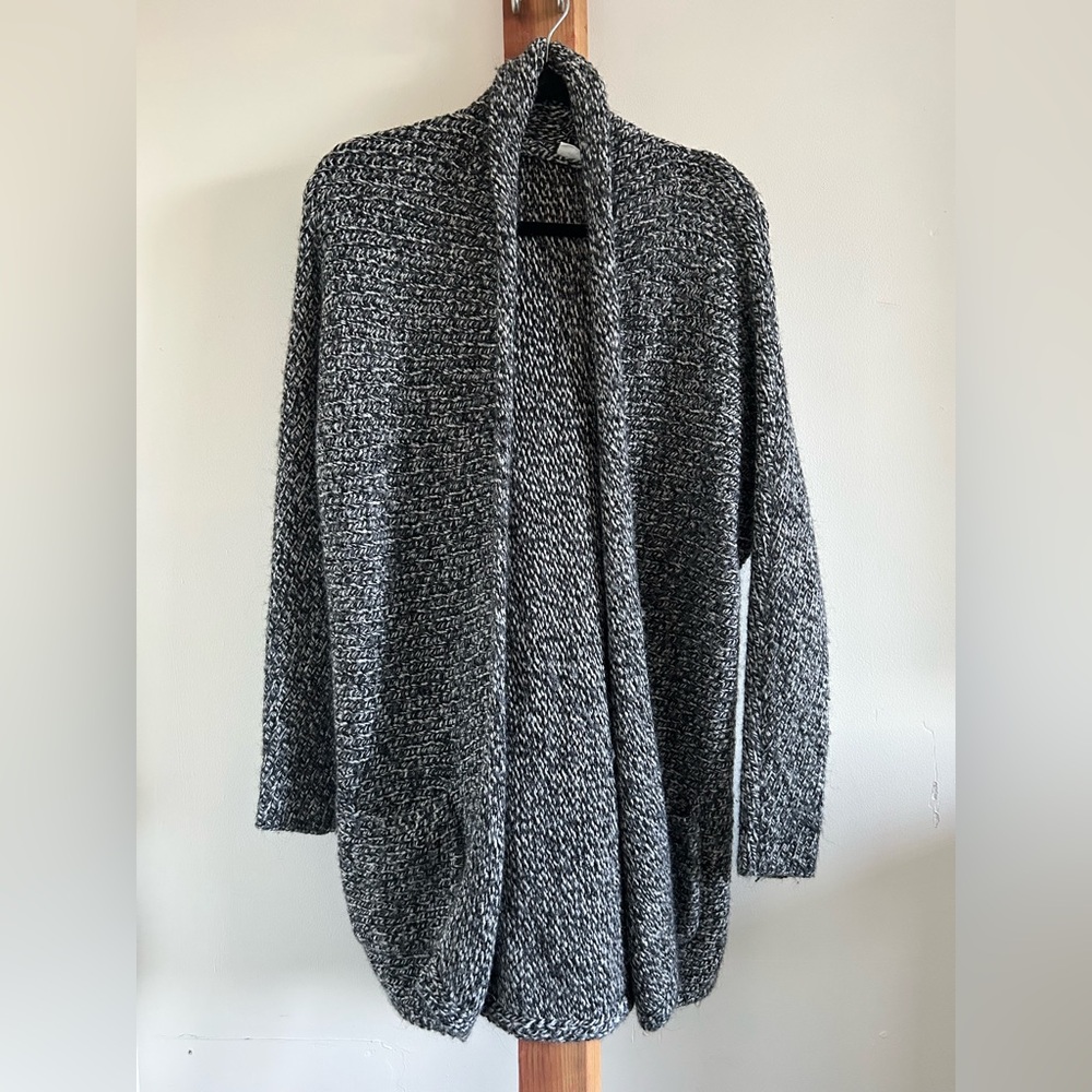 GAP Women's Marled Gray Knit Open Front Cardigan Sweater Shawl Pockets Size XS - Picture 1 of 7